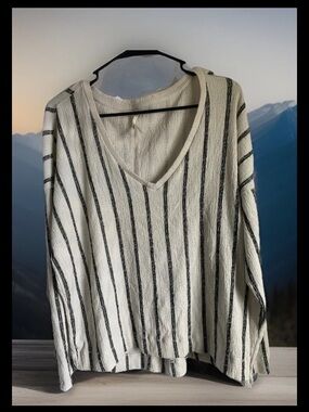 Anthropologie Cream and Black Striped V-Neck Boho Relaxed Pullover Top Sz XLP